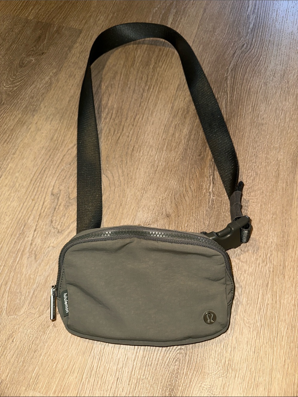Green lululemon belt bag